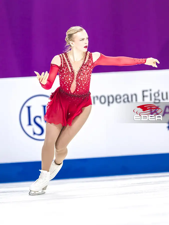 Ice Gallery Skates U.S.